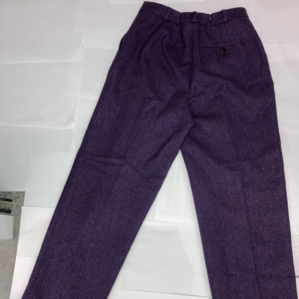 Luxury petite pants that are very well made.